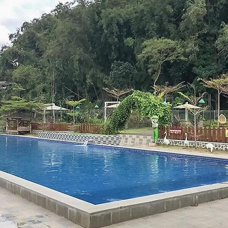 Reddoorz Near Wisata Paribendo Lawang Ξενοδοχείο Εξωτερικό φωτογραφία