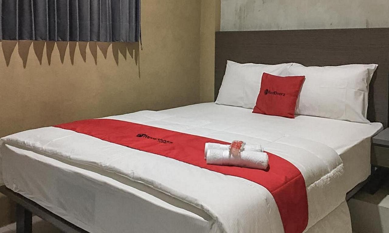 Reddoorz Near Wisata Paribendo Lawang Ξενοδοχείο Εξωτερικό φωτογραφία